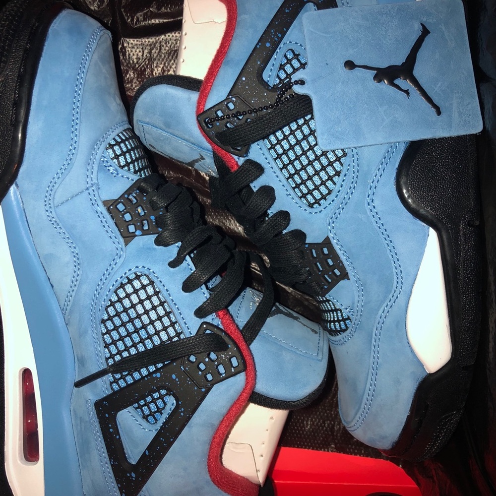 Jordan X Travis Scott “Cactus Jack” 4s